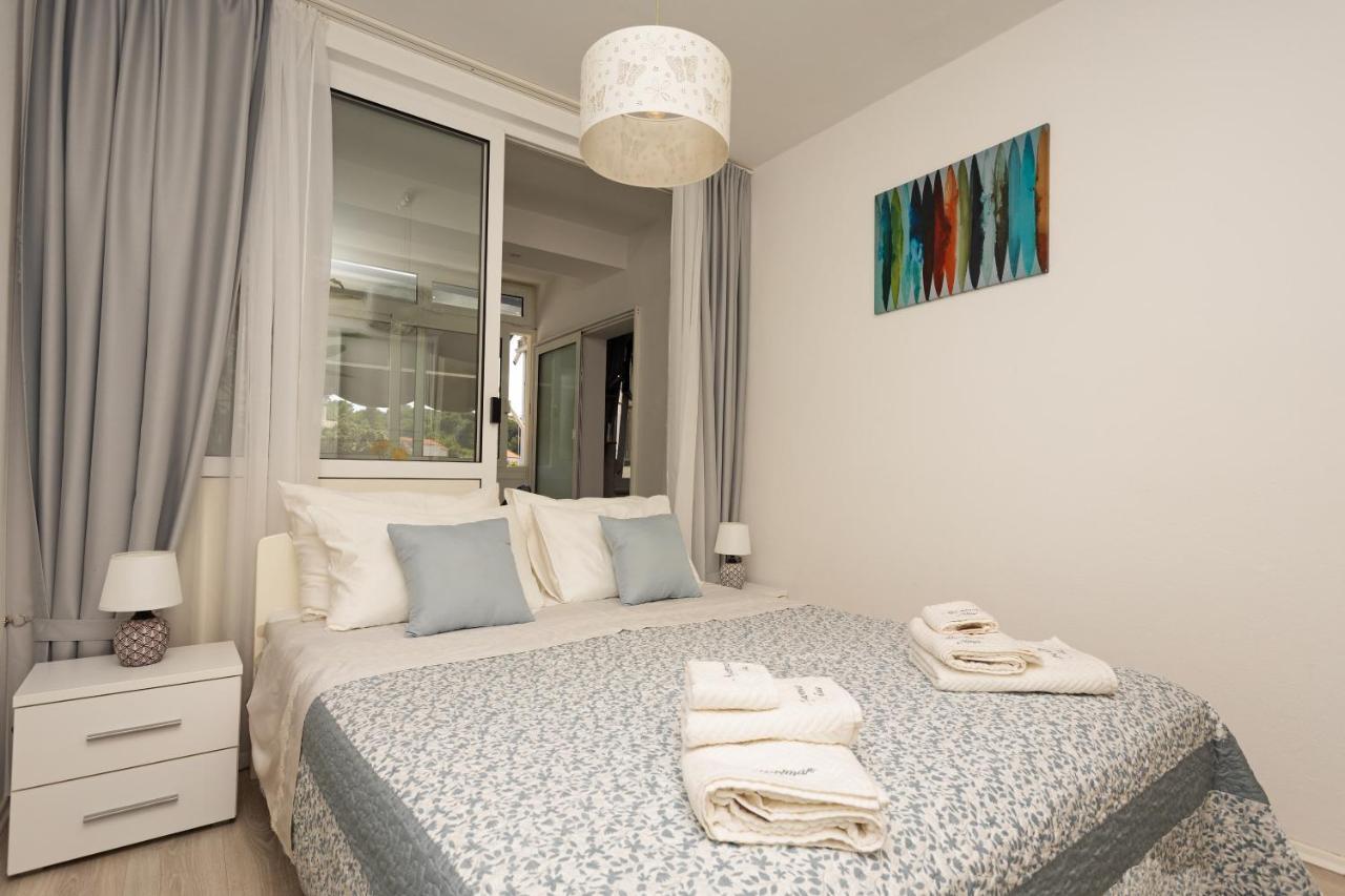 Apartman Nina Hvar Town Bagian luar foto
