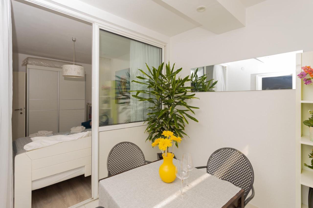 Apartman Nina Hvar Town Bagian luar foto